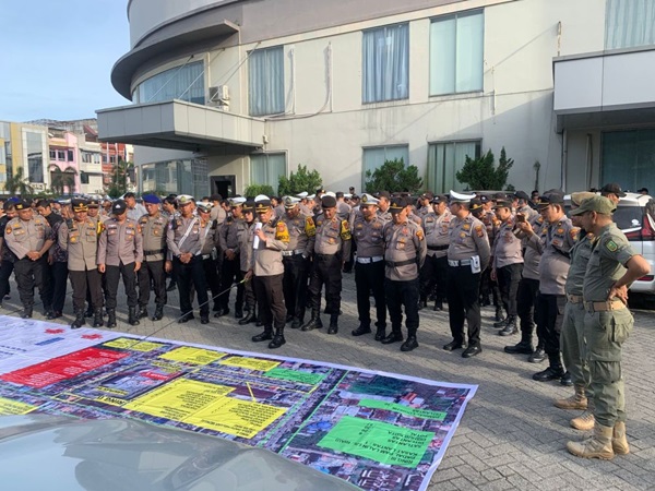 Rapat Pleno KPU Dijaga Ketat 500 Personel Gabungan