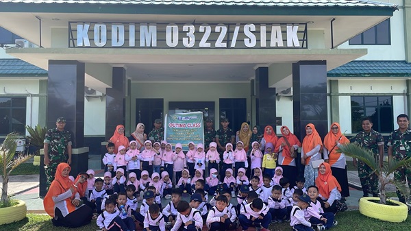  Outing Class di Makodim 0322/Siak, Cara TK PAUD Tahfiz Islamic Center Mengajarkan Anak-anak Cinta Tanah Air