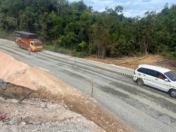 Meskipun Buka Tutup, Arus Lalulintas Sumbar-Riau Terpantau Lancar