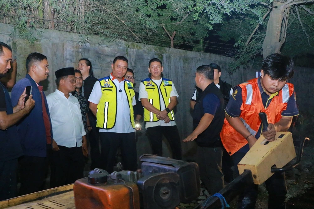 Dinas PUPR Pekanbaru Lanjutkan Semenisasi Jalan Bukit Barisan