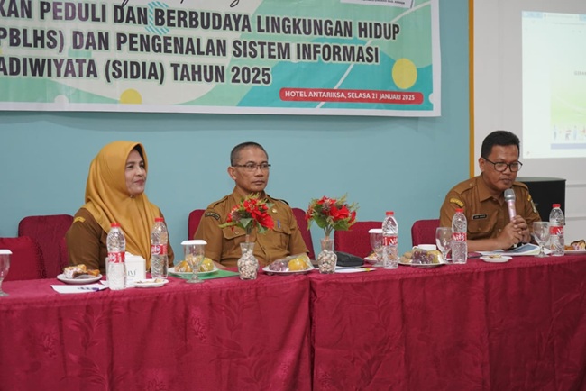 Staf Ahli Ekbang dan Keuangan Buka Bimtek GPBLHS dan SIDIYA