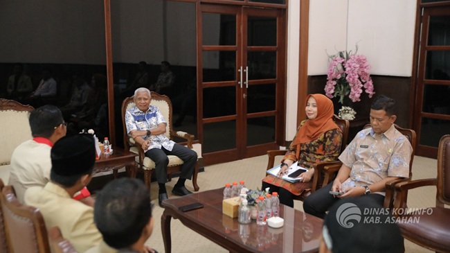 Kepala Dinas Kominfo Kabupaten Asahan Dampingi Bupati Sambut Audensi Lazismu Kabupaten Asahan