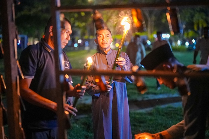 Festival Lampu Colok Dibuka Pj Sekda, Tradisi Unik Siak di Malam 27 Ramadan