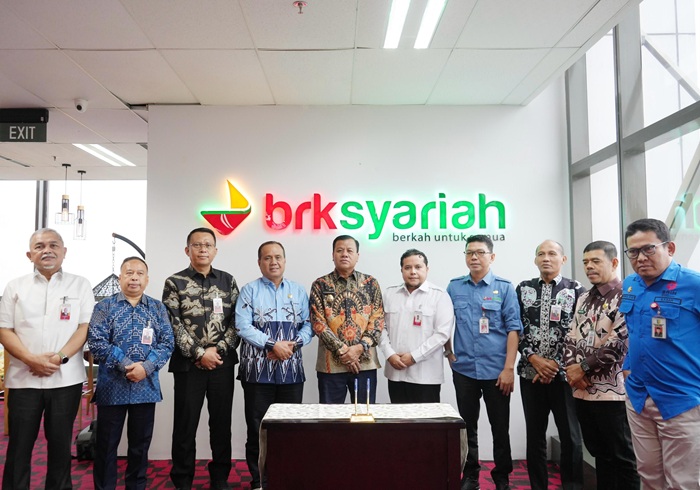 Atasi Defisit Anggaran, Pemkab Kuansing Ajukan Pembiayaan ke BRK Syariah Untuk Membayar THR Pegawai