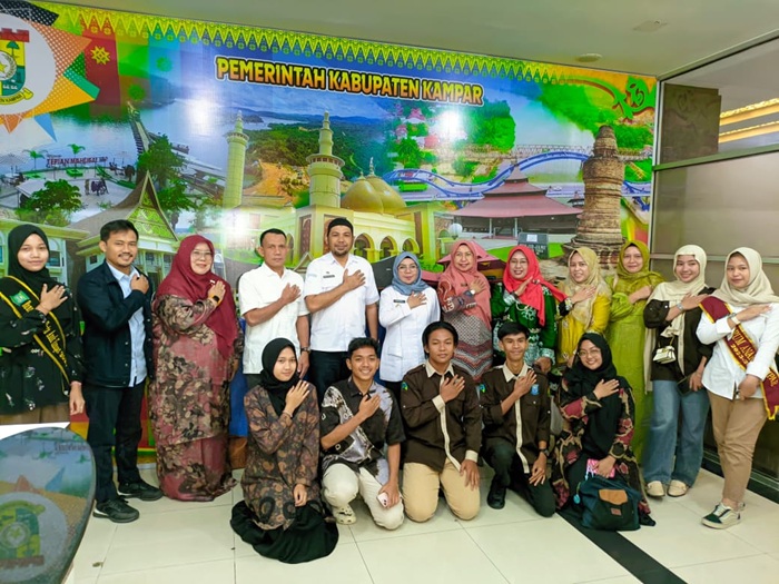 Wabup Misharti Dorong Forum Anak Kampar Manfaatkan Medsos Untuk Sosialisasi Program