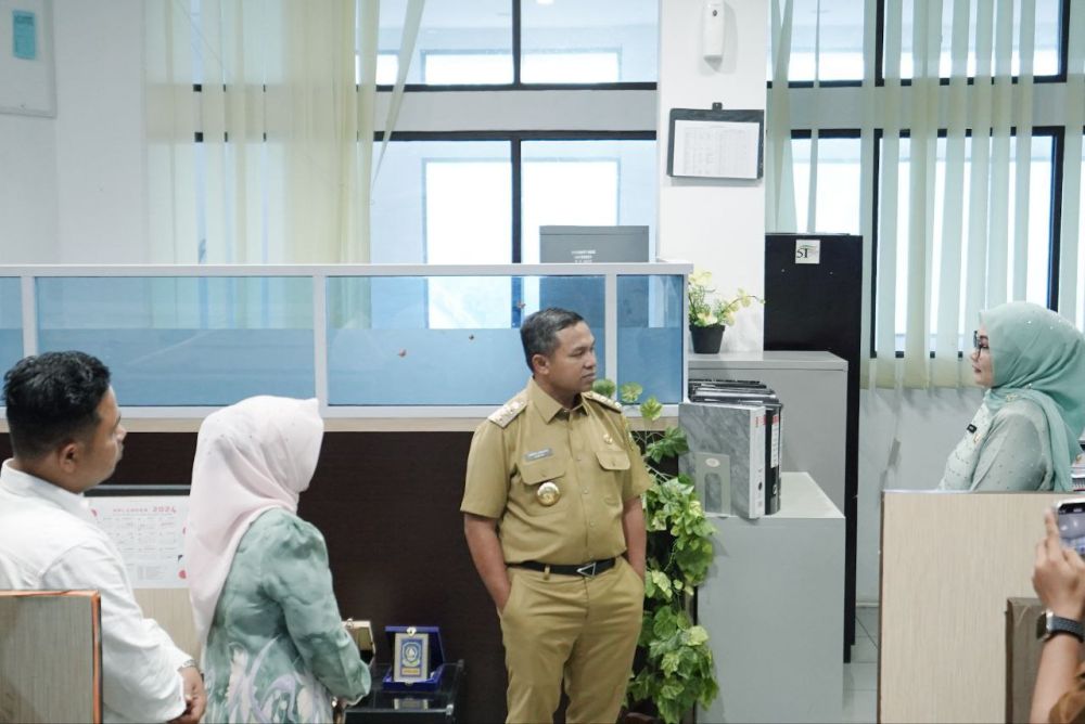 Pendapatan Pajak Minim, Bapenda Riau Dinilai Lamban, Gubri: Ada Truk Bayar Pajak Seperti Sedan, Ini Aneh!