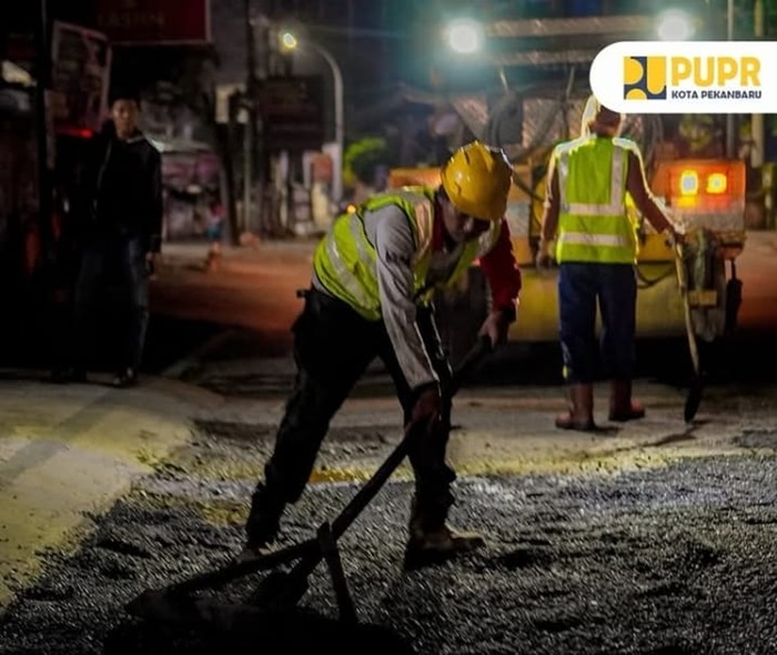 Perbaikan Jalan Rusak di Pekanbaru Terkendala Cuaca, Wawako Markarius Minta Maaf