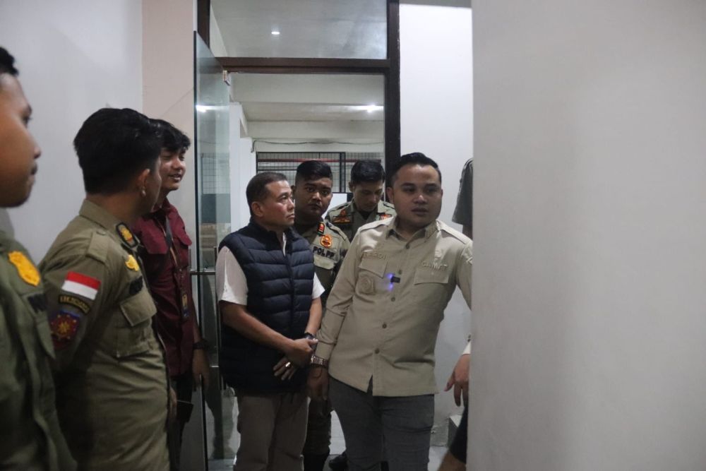 Wow..Sedang Asyik di Malam Ramadan, Sejumlah Pasangan Mesum Diamankan Satpol PP Pekanbaru