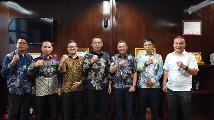 Jajaki Kerjasama, Ketua dan Unsur Pimpinan STIE Riau Silahturahmi ke BRK Syariah