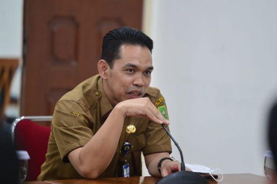 Masuk Tunda Bayar, Dana BOSDA Dikeluhkan Kepsek se-Riau, Berikut Penjelasan Plt Kadisdik