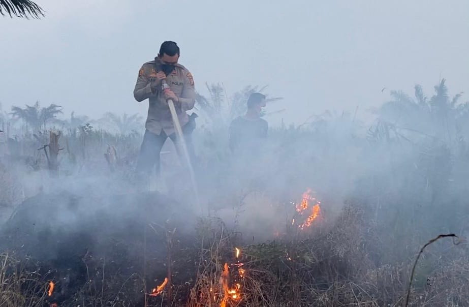 10 Daerah di Riau Sudah Tetapkan Siaga Karhutla, Tinggal Pekanbaru dan Rohil yang Belum