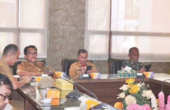Rapat Bersama Mendagri, Pj Sekda Siak Bahas Penyelenggaraan Sekolah Rakyat 