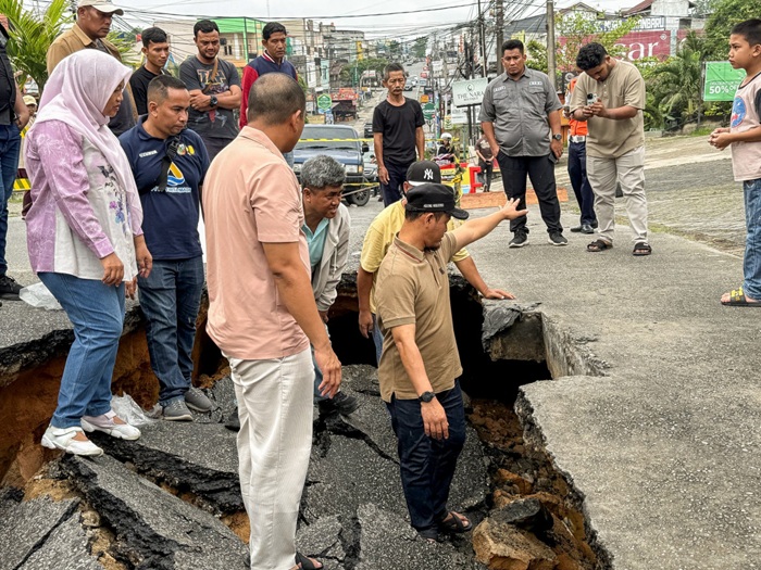 Jalan Lobak Amblas Parah! Wako Agung Perintahkan Segera Diperbaiki, Minta Bantuan Kapolda Untuk Rekayasa Lalulintas